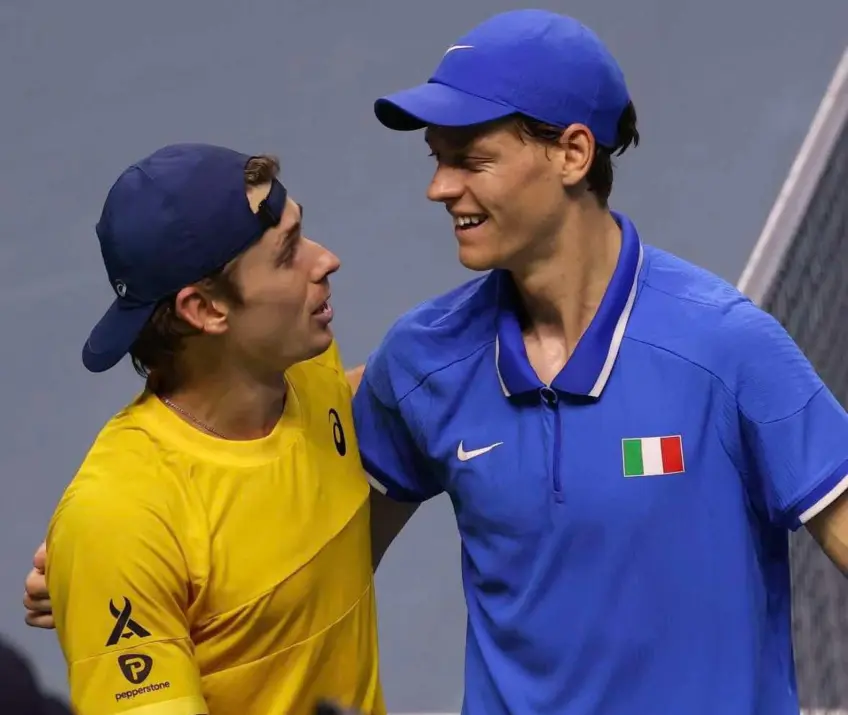 Alex de Minaur gets brutally honest about Jannik Sinner absolutely dominating him