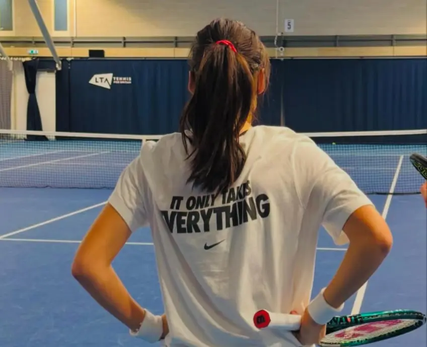 Emma Raducanu rocks special Rafael Nadal t-shirt while going hard this offseason