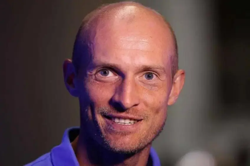 Nikolay Davydenko is behind times: his gender gap words are embarrassing