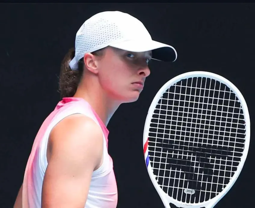 Iga Swiatek answers if her goal is to be ‘ruthless’ amid dominant Australian Open run