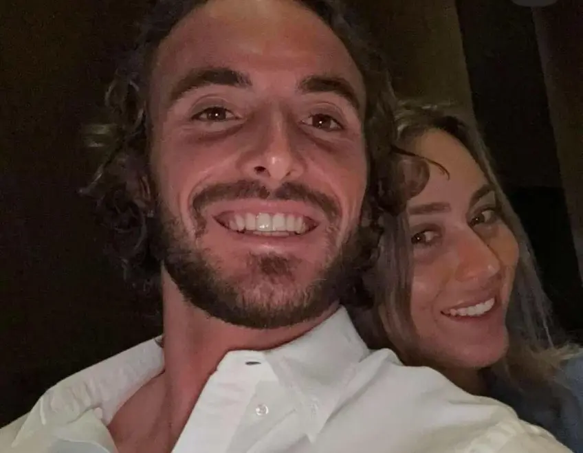 Stefanos Tsitsipas comforts girlfriend Paula Badosa with outstanding note