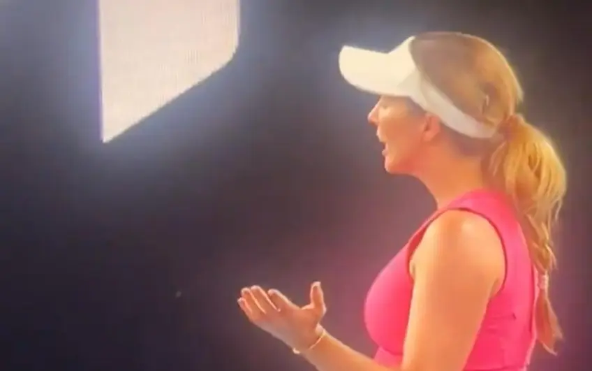 Watch: Danielle Collins tells Australian Open crowd to shut up, then mocks them