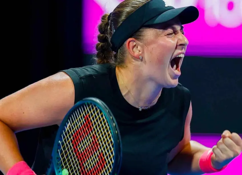 Jelena Ostapenko gives pretty confident answer after beating Iga Swiatek once again